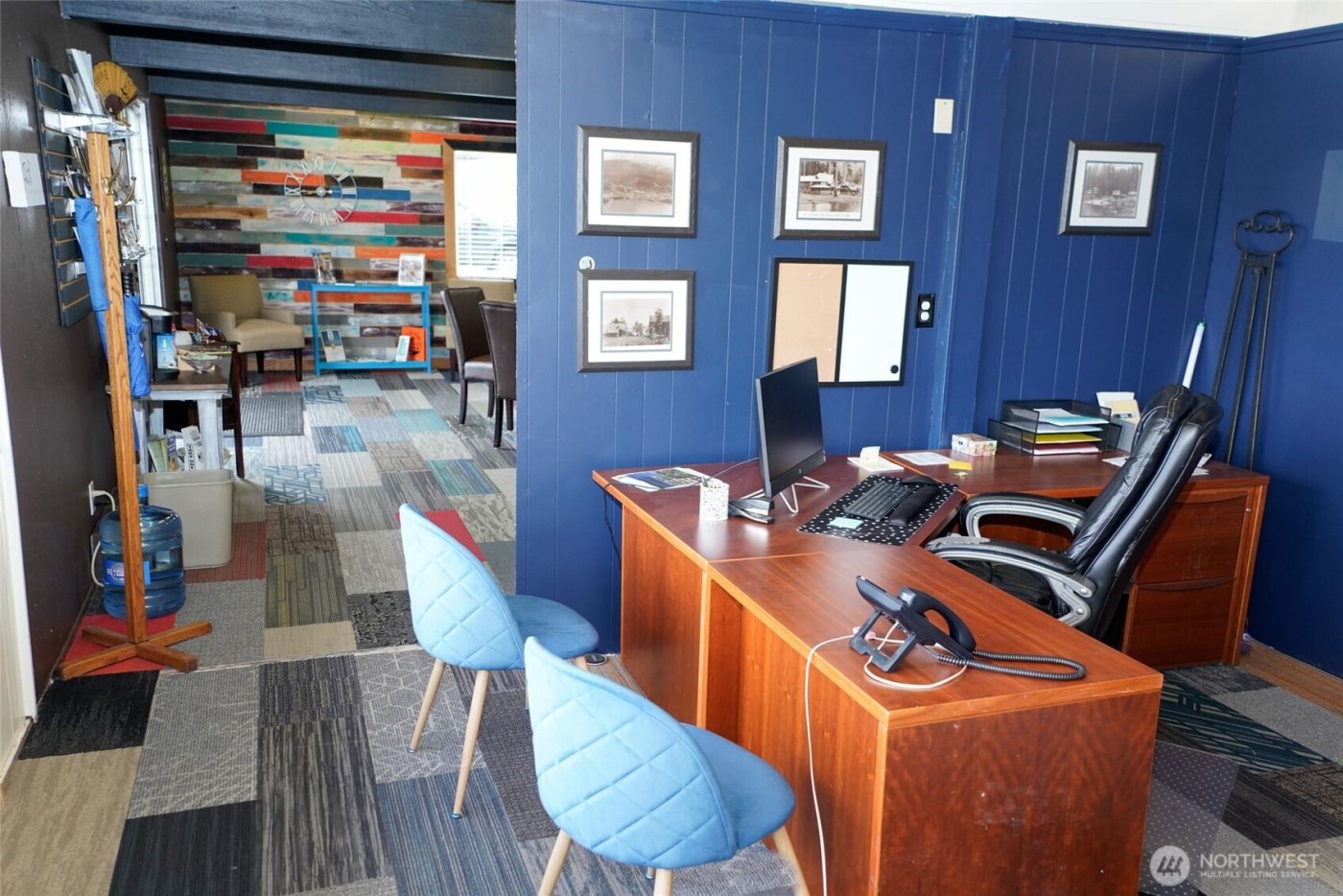 24113 N US Highway 101 , Hoodsport, WA 98548