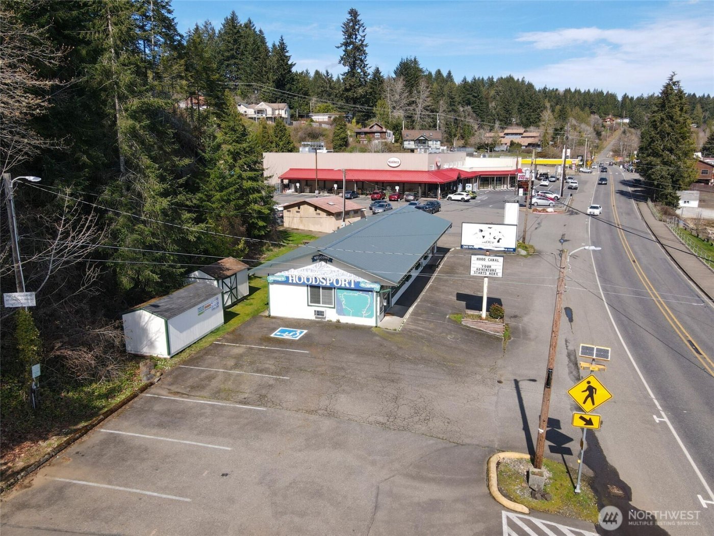 24113 N US Highway 101 , Hoodsport, WA 98548