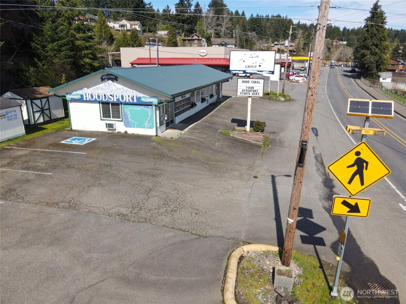 24113 N US Highway 101 , Hoodsport, WA 98548