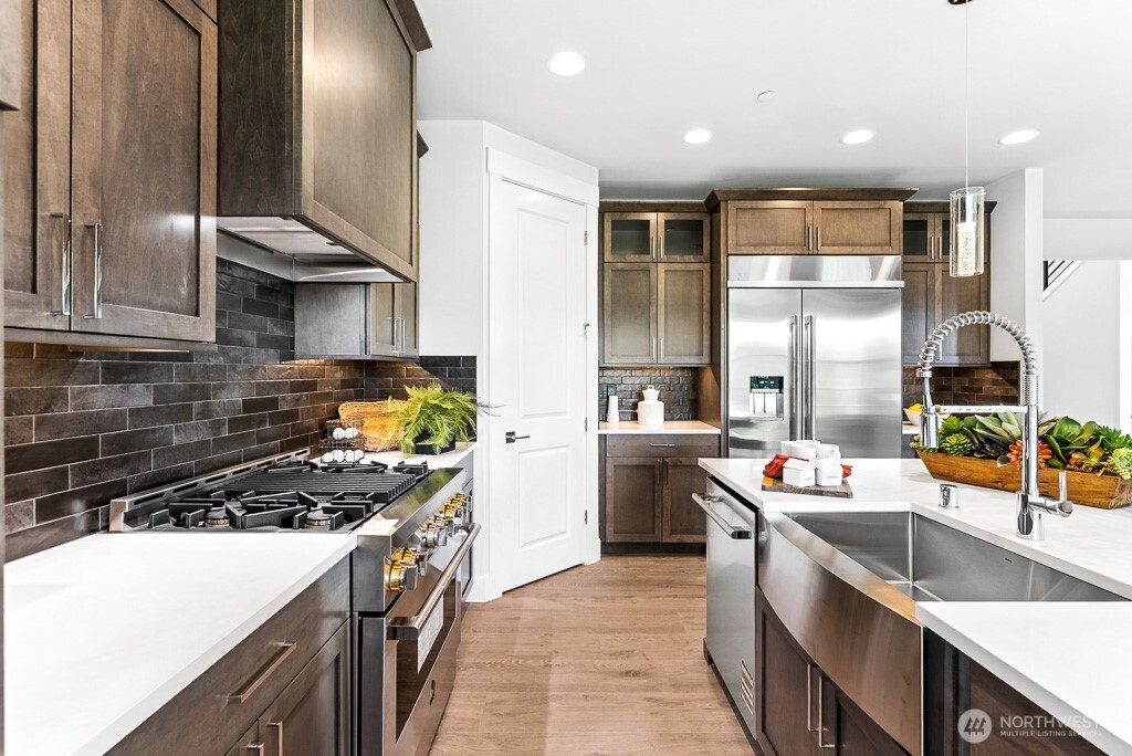 19507 81st Place NE #3, Kenmore, WA 98028