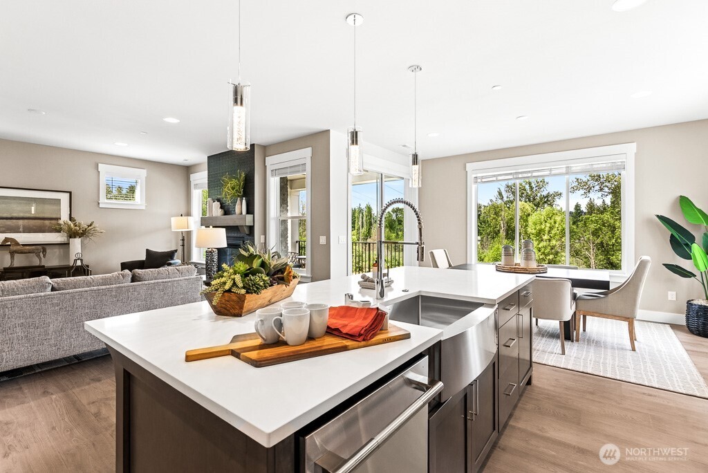 19507 81st Place NE #3, Kenmore, WA 98028