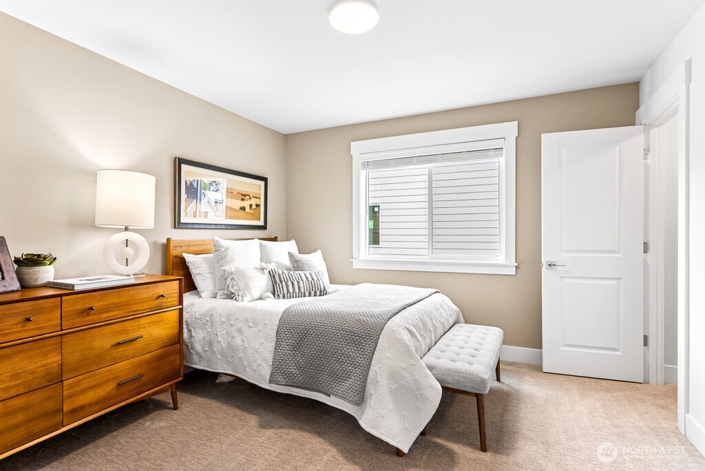 19507 81st Place NE #3, Kenmore, WA 98028