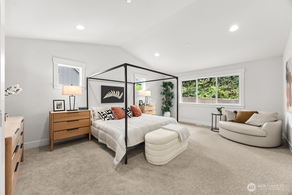 19512 81st Place NE #4, Kenmore, WA 98028