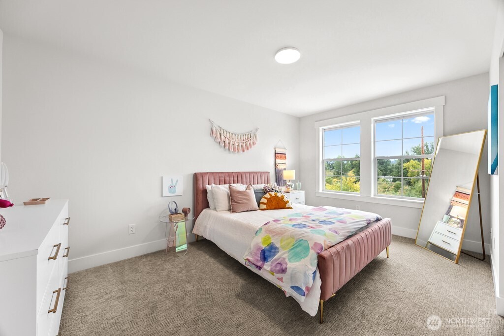 19512 81st Place NE #4, Kenmore, WA 98028