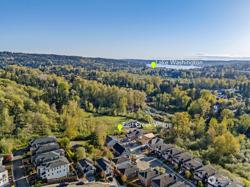 19512 81st Place NE #4, Kenmore, WA 98028