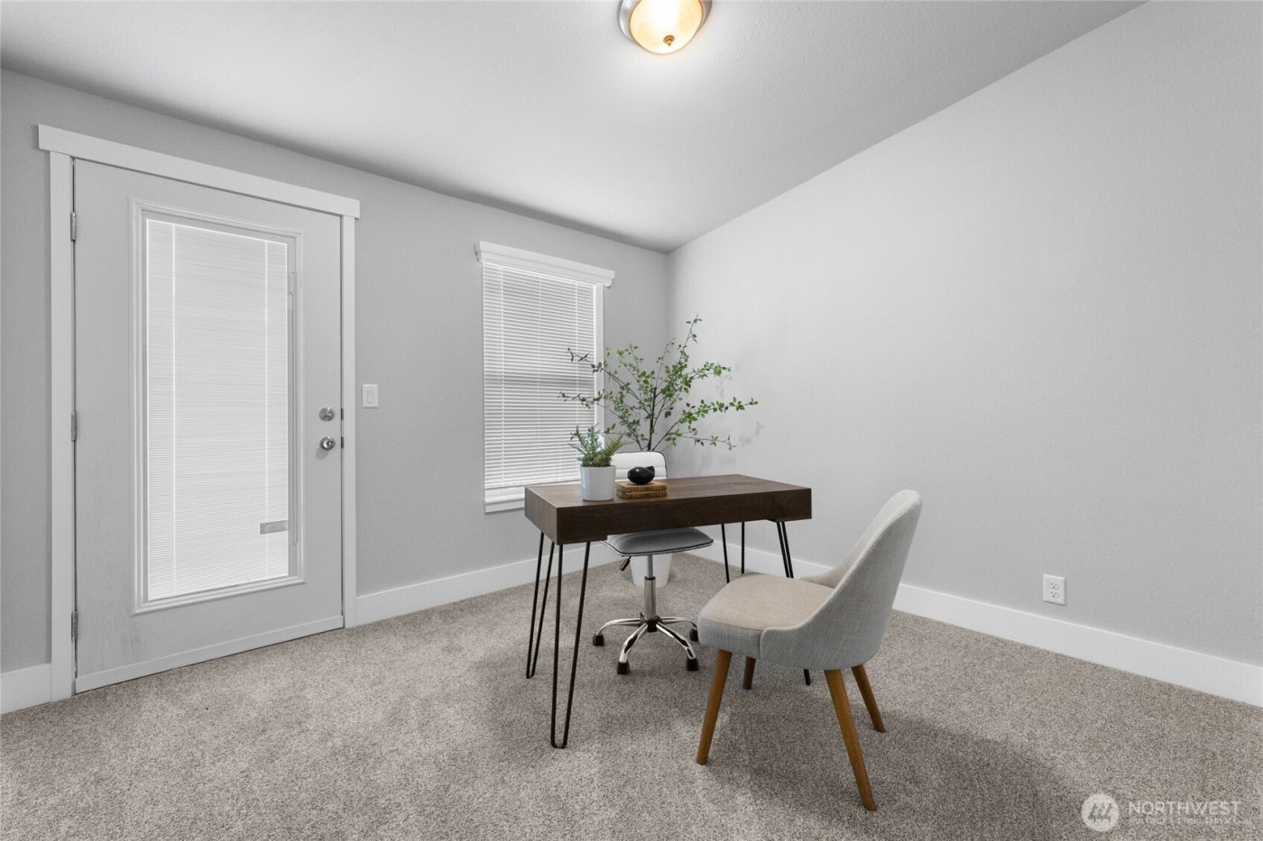 2125 Glacier Street #82, Enumclaw, WA 98022