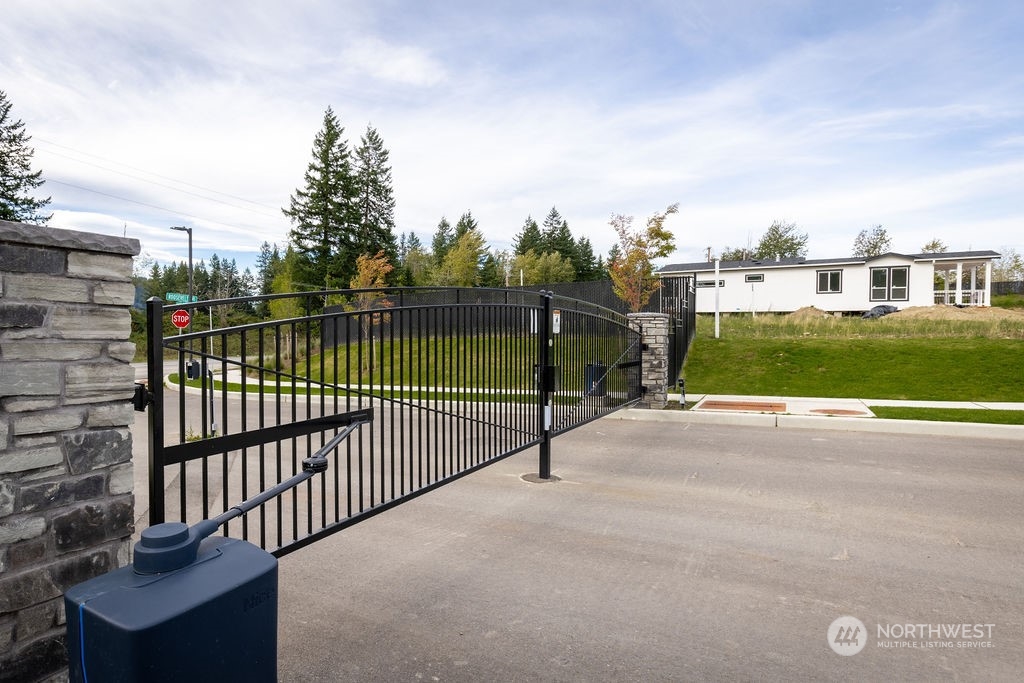 2125 Glacier Street #82, Enumclaw, WA 98022