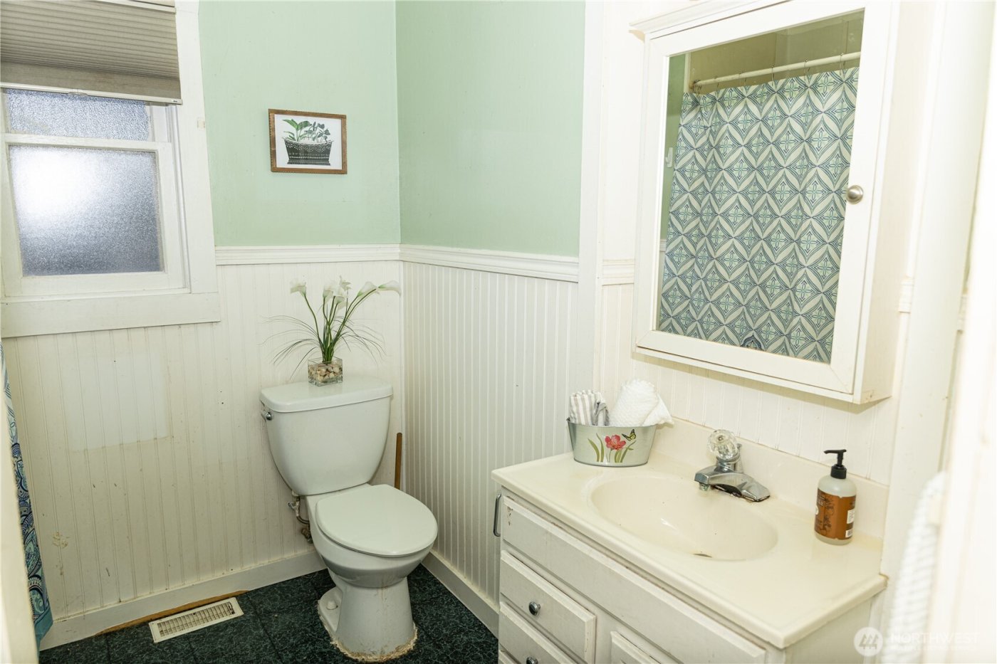 413 Fillmore Street , Hoquiam, WA 98550