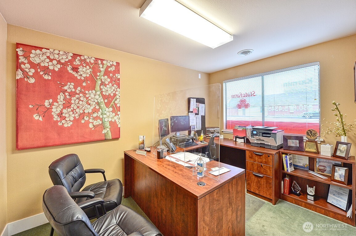 31775 State Route 20 #A&B, Oak Harbor, WA 98277