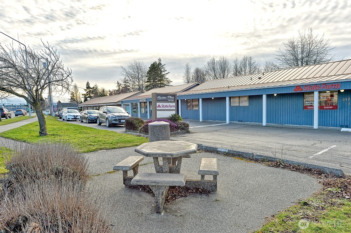 31775 State Route 20 #A&B, Oak Harbor, WA 98277