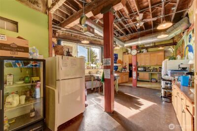 5619 Rainier Avenue S, Seattle, WA 98118 - Photo 11