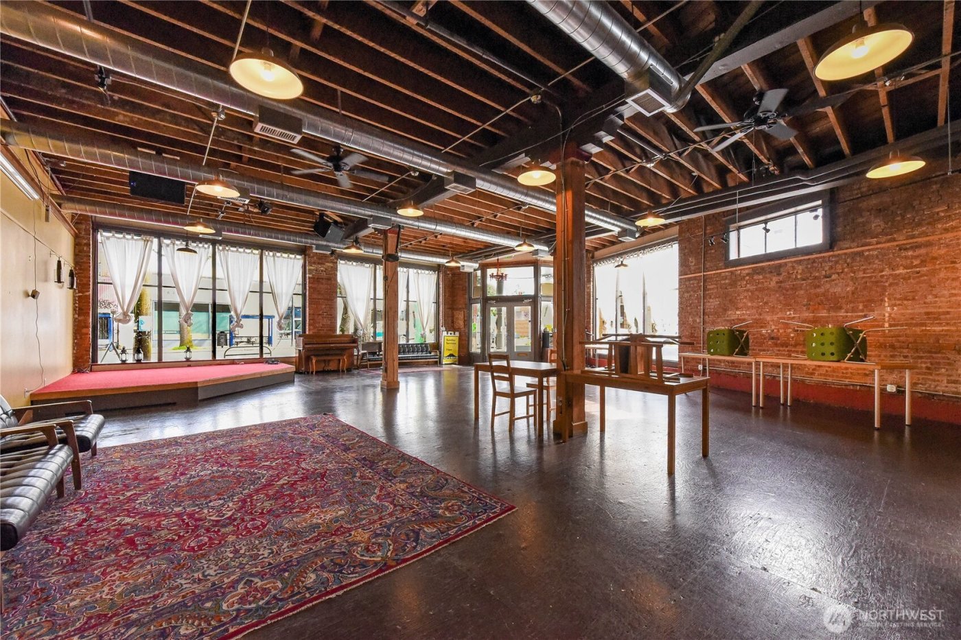 5619 Rainier Avenue S, Seattle, WA 98118