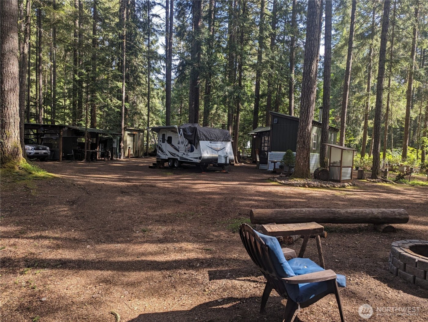 390 N Duckabush Drive W, Hoodsport, WA 98548