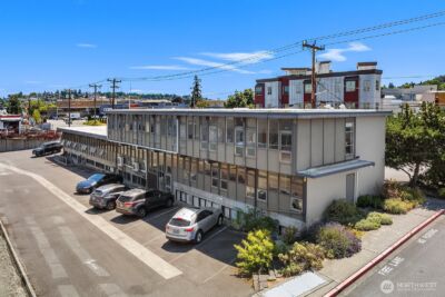 2300 W Commodore Way , Seattle, WA 98199