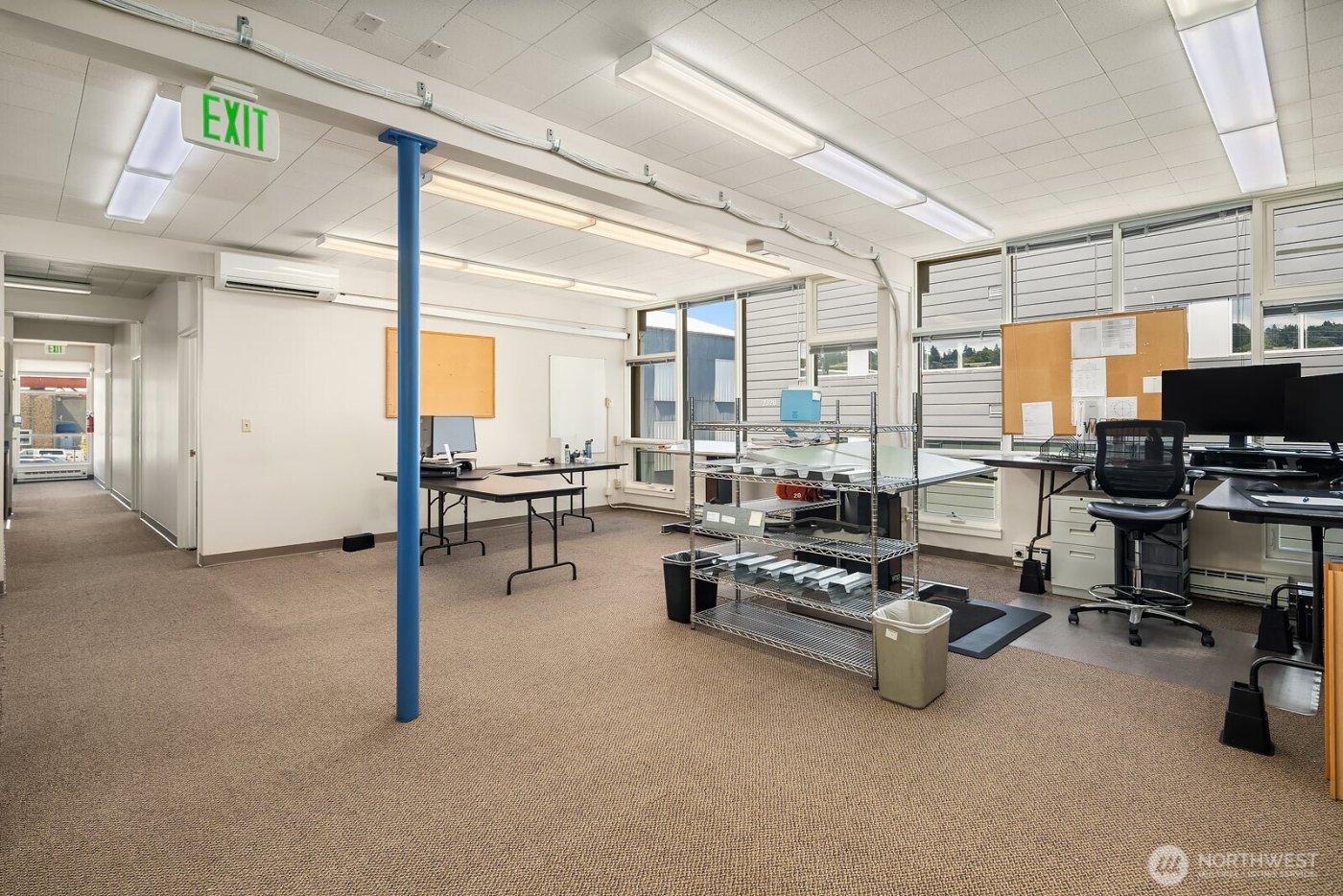 2300 W Commodore Way , Seattle, WA 98199