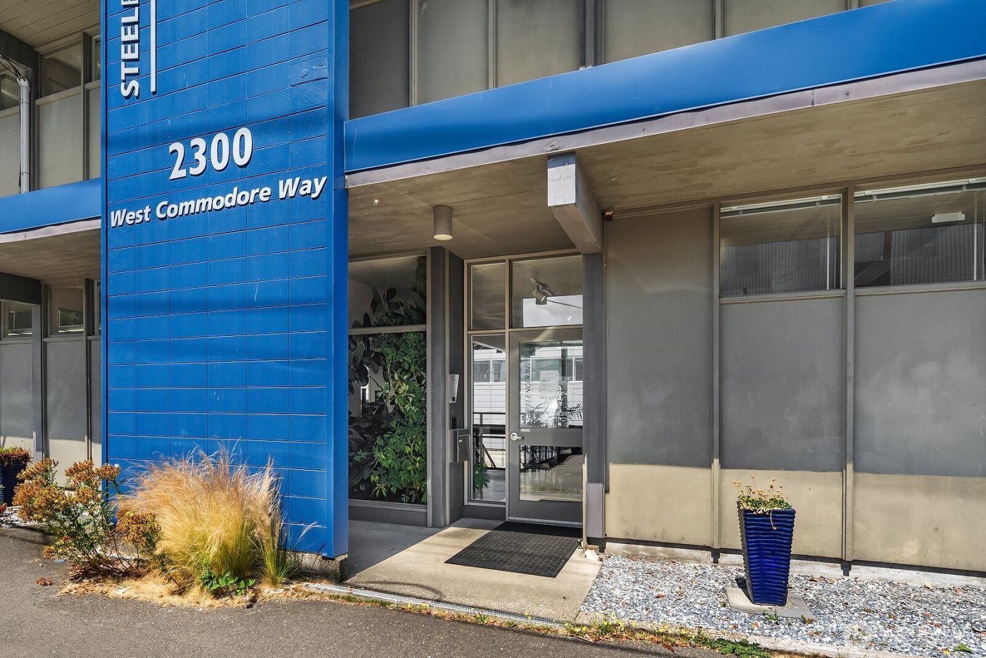 2300 W Commodore Way , Seattle, WA 98199