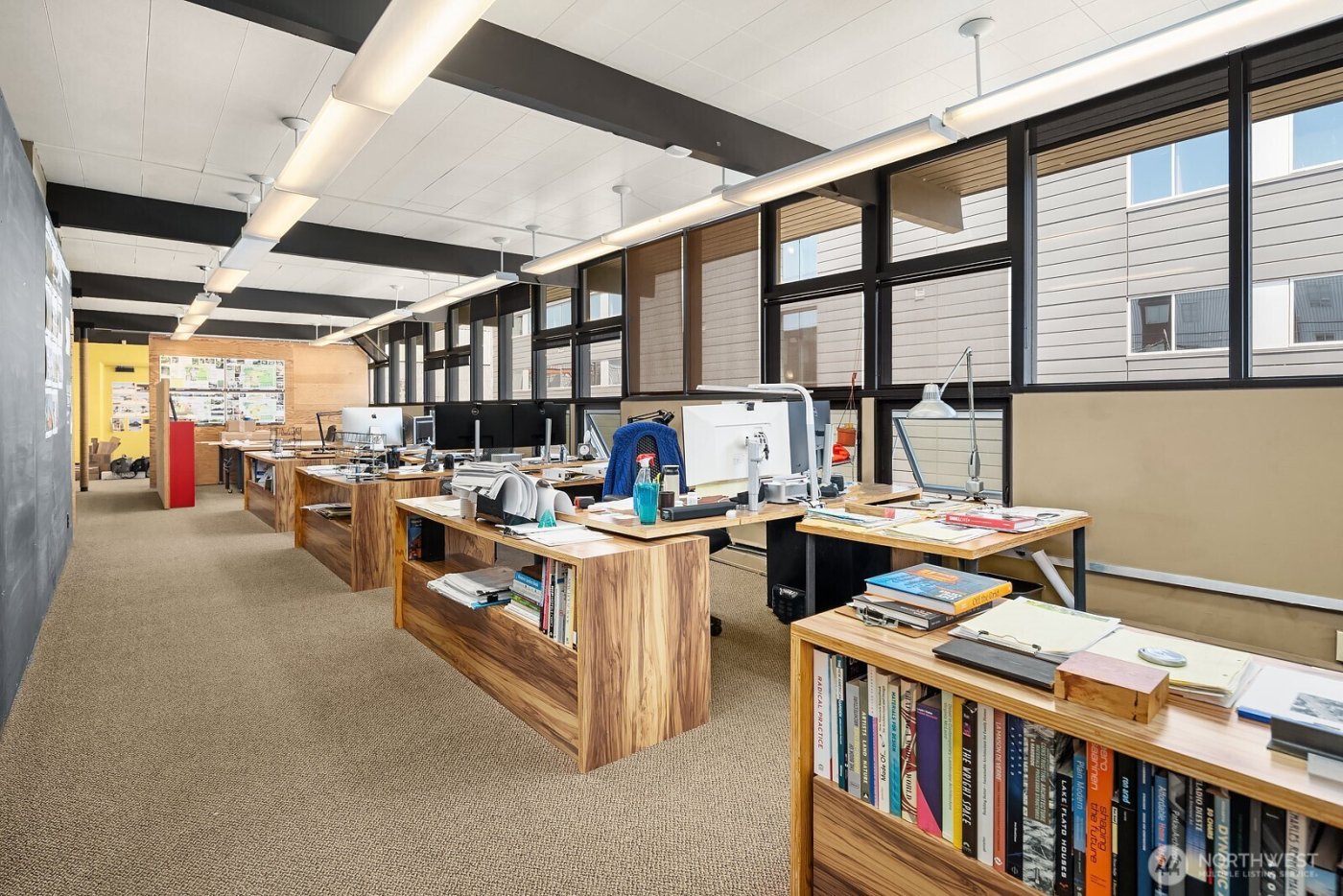 2300 W Commodore Way , Seattle, WA 98199