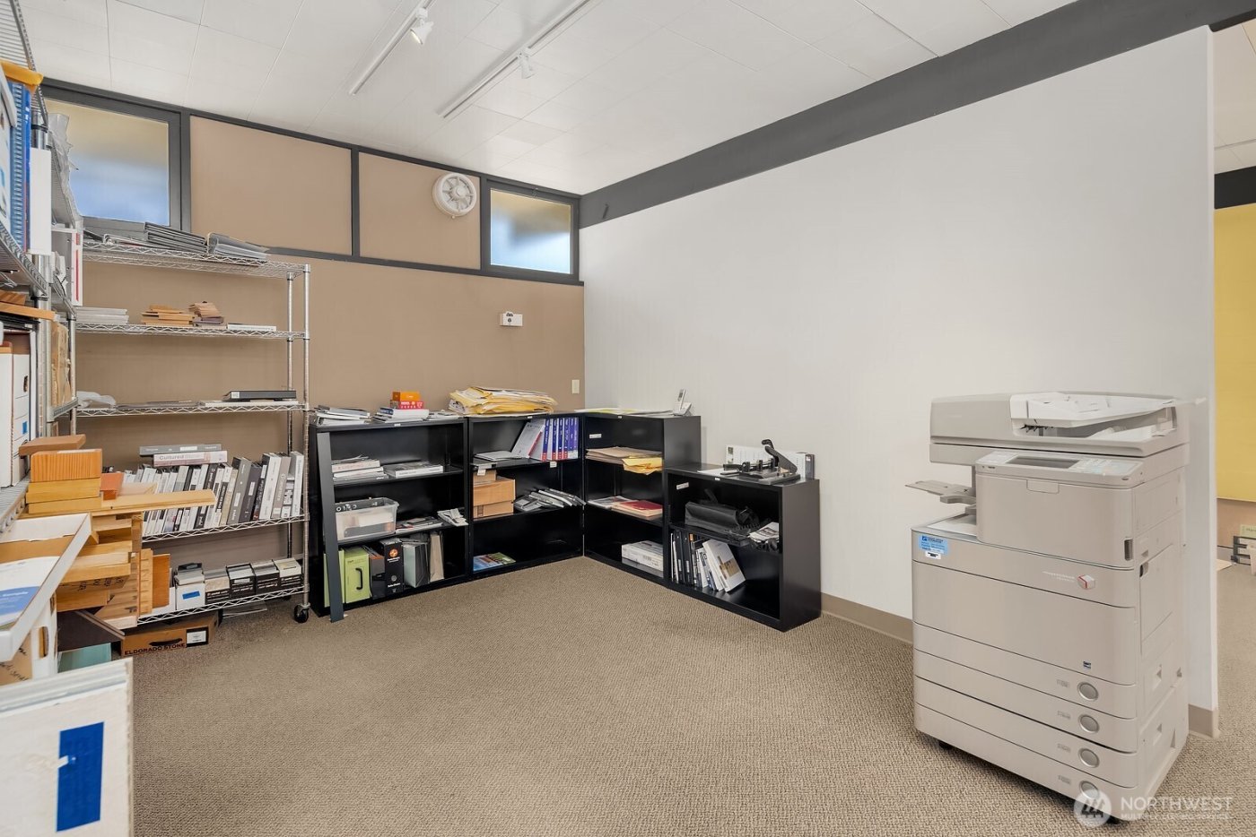 2300 W Commodore Way , Seattle, WA 98199