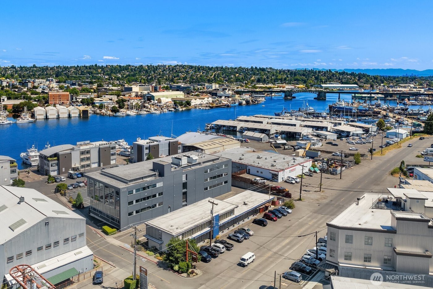 2300 W Commodore Way , Seattle, WA 98199