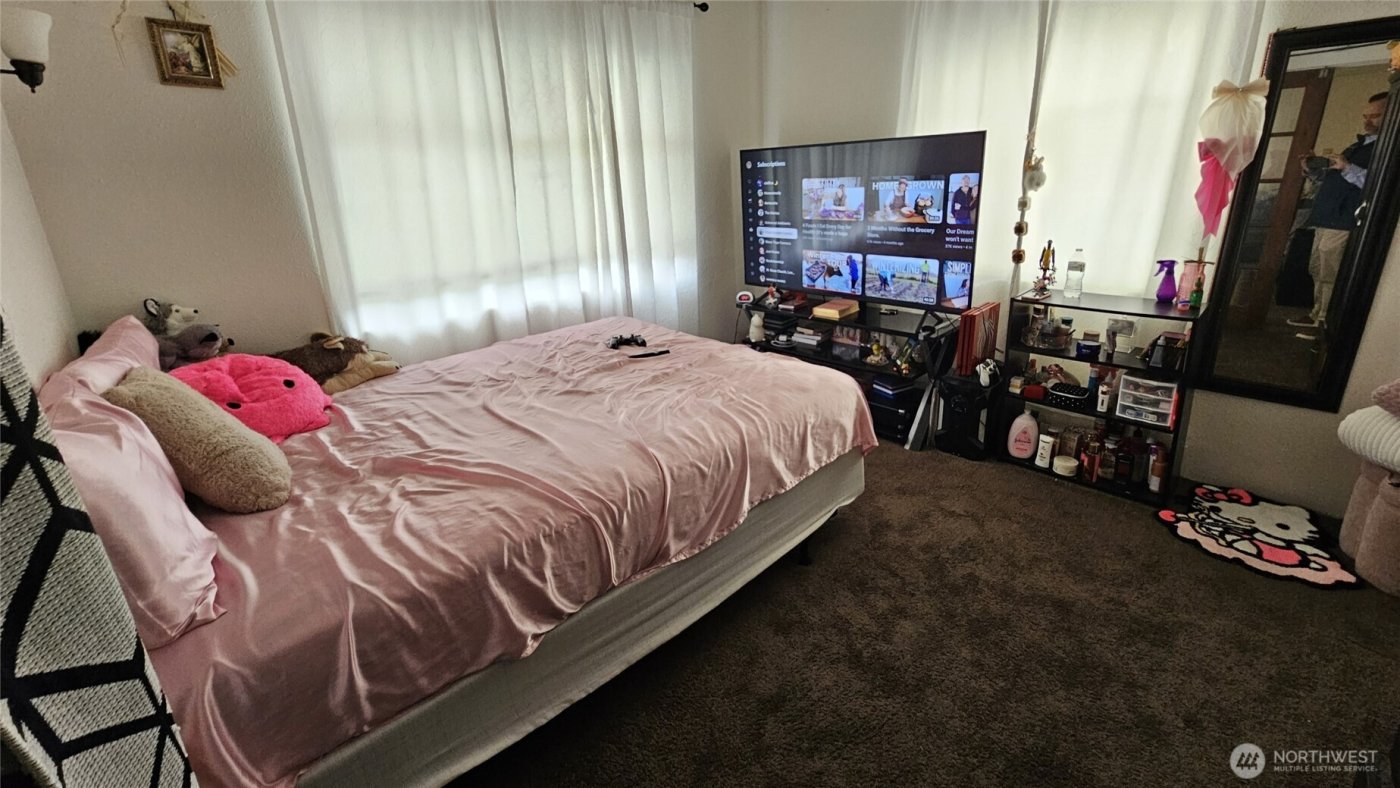 706 Laurel Street , Kelso, WA 98626