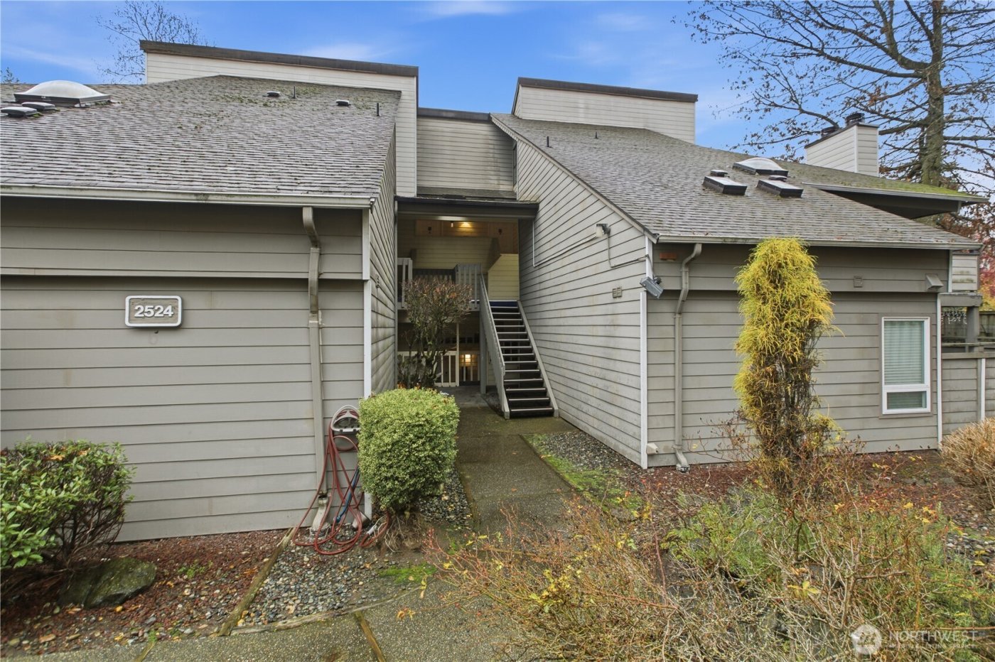 2524 S 317th Street #304, Federal Way, WA 98003-5033