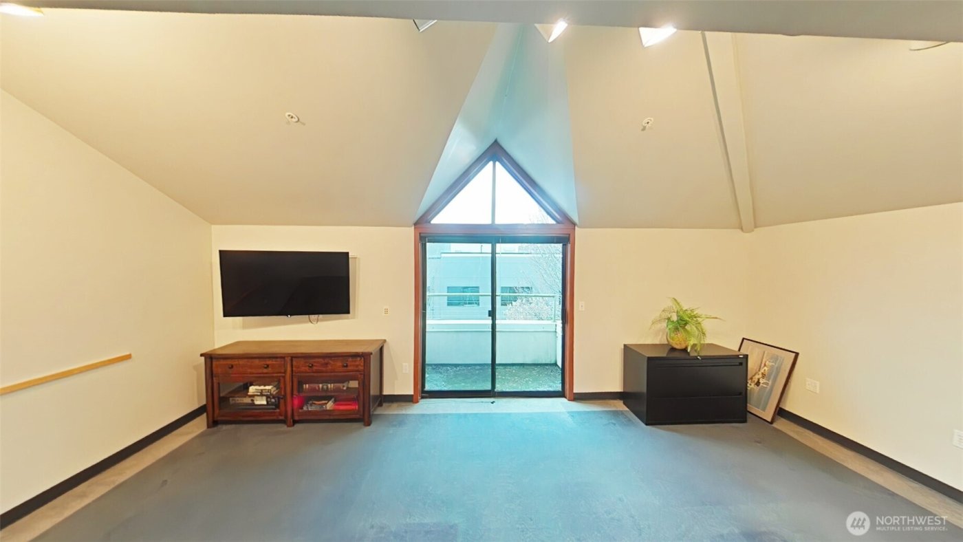 110 James Street #300, Edmonds, WA 98020