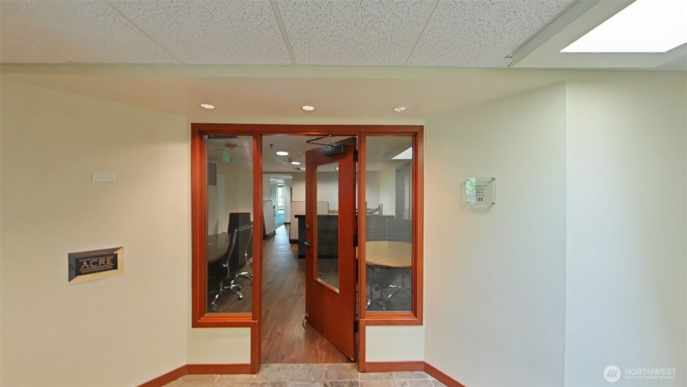 110 James Street #105, Edmonds, WA 98020