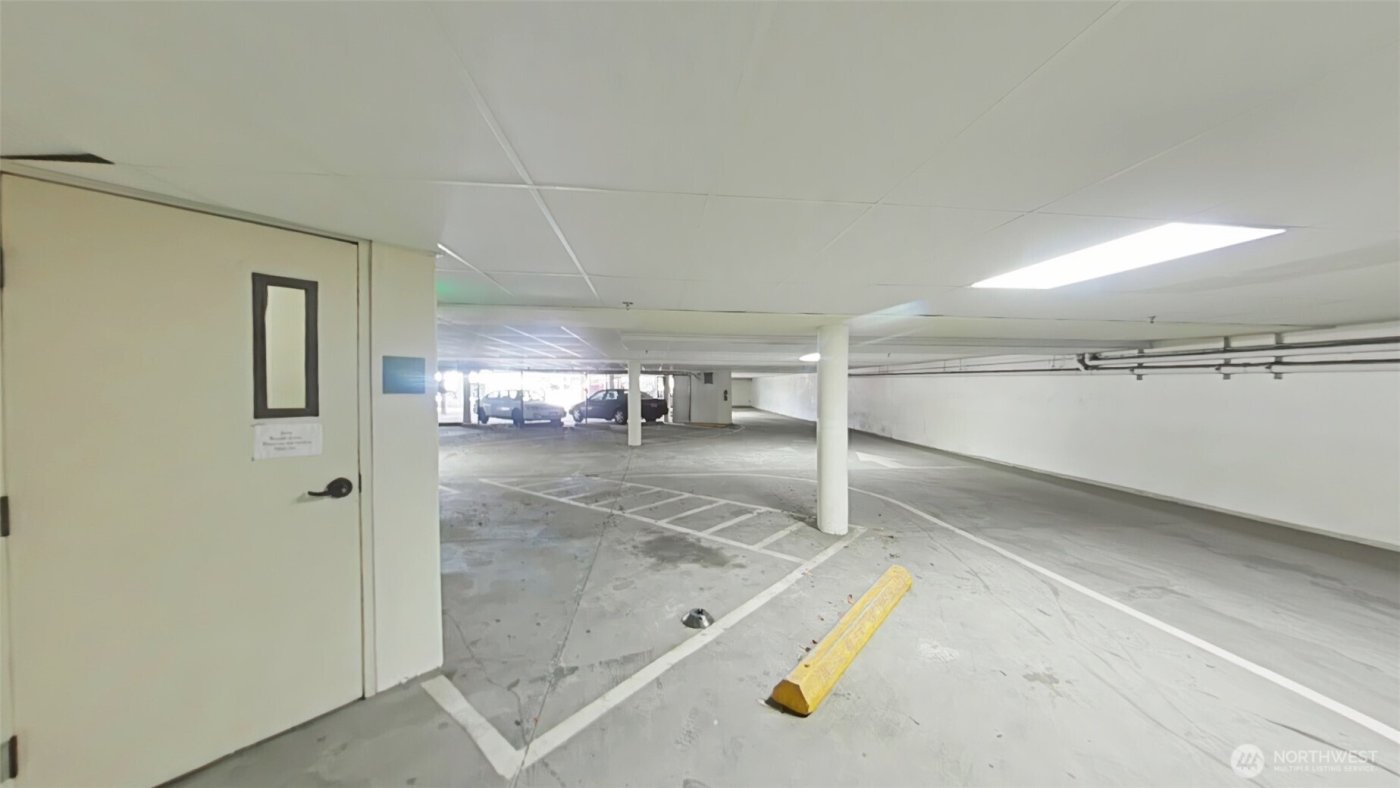 110 James Street #105, Edmonds, WA 98020