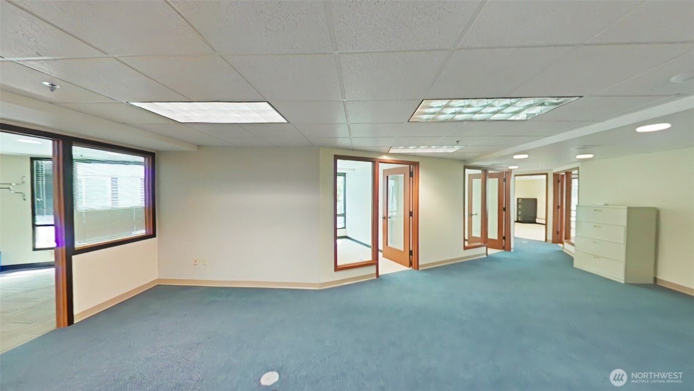 110 James Street #105, Edmonds, WA 98020