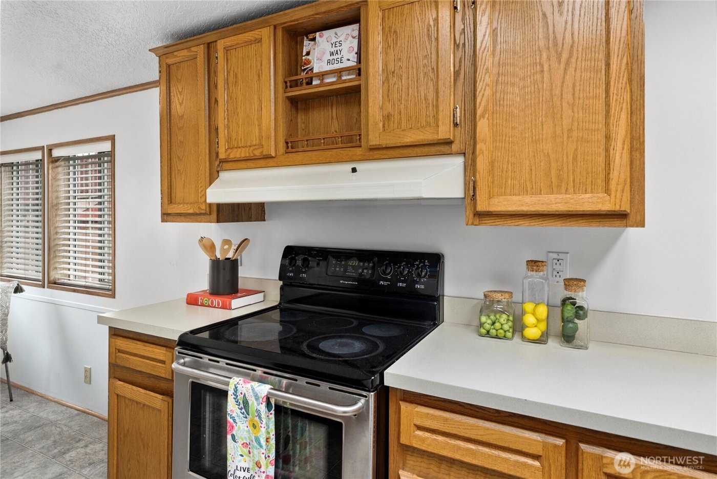 20810 93rd Street E, Bonney Lake, WA 98391