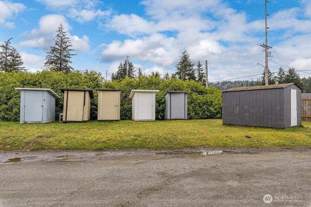 1098 Old Highway 99 S, Tenino, WA 98589