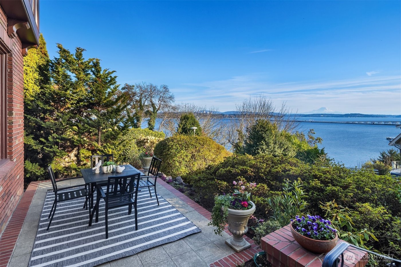 3419 E Laurelhurst Drive NE, Seattle, WA 98105