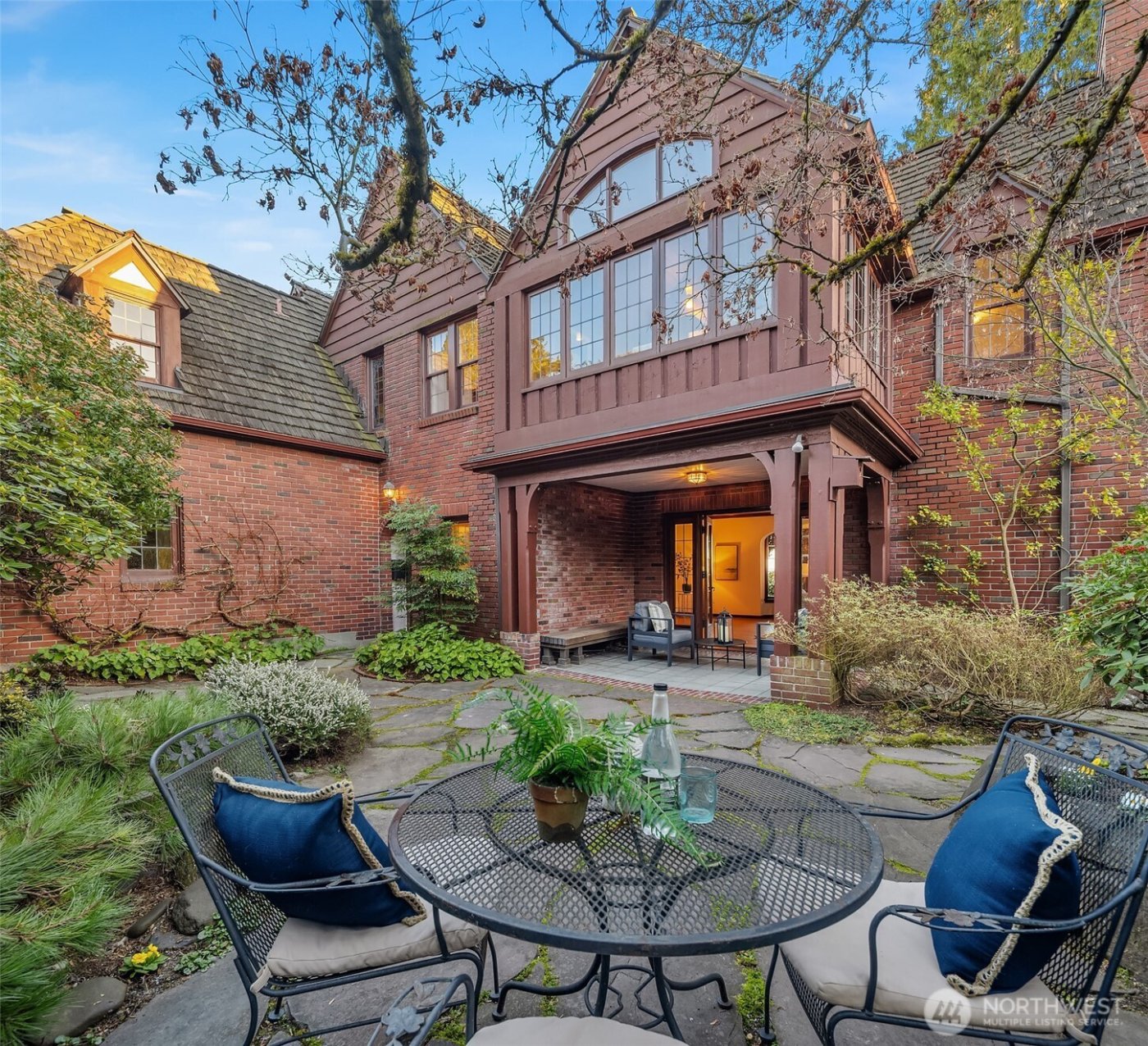 3419 E Laurelhurst Drive NE, Seattle, WA 98105