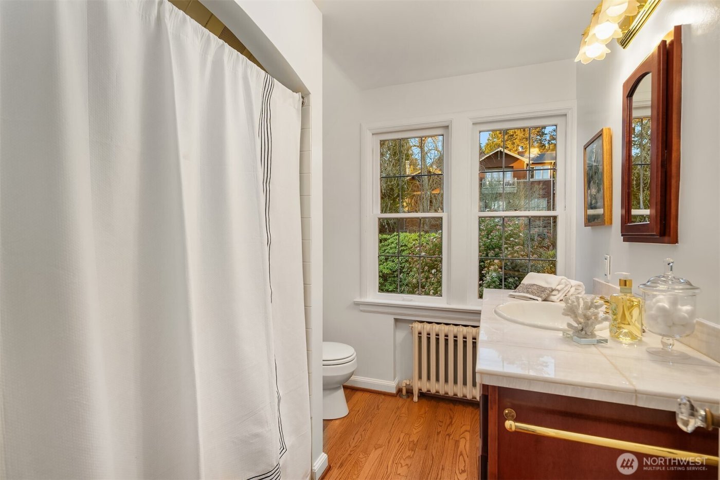 3419 E Laurelhurst Drive NE, Seattle, WA 98105