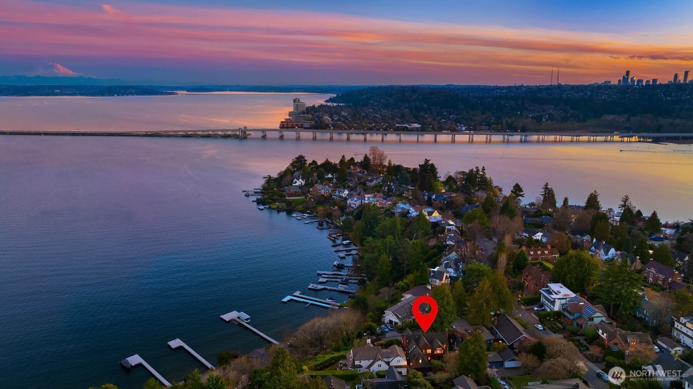 3419 E Laurelhurst Drive NE, Seattle, WA 98105