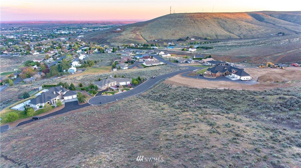 530 Jadehurst Drive , Ephrata, WA 98823