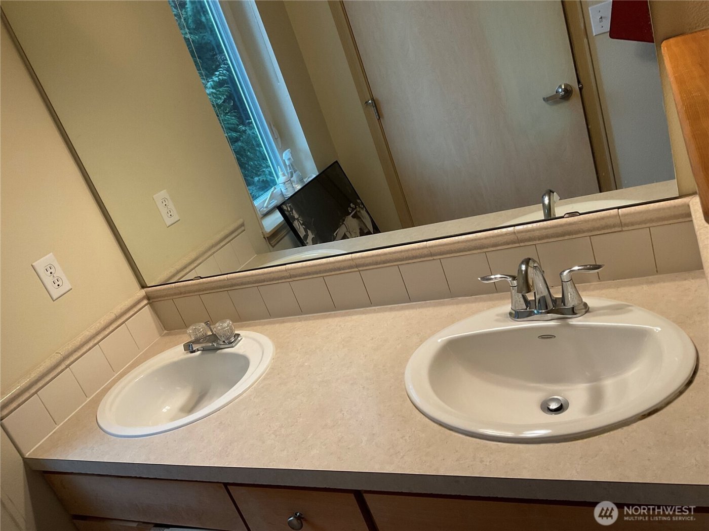 15302 40th Avenue W #2-202, Lynnwood, WA 98087-8972