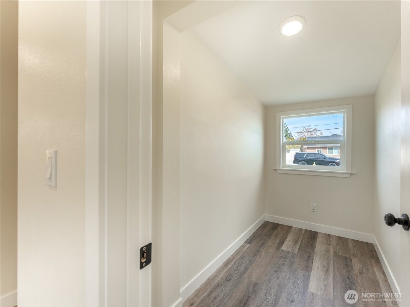 98 Fuller Street , Wenatchee, WA 98801