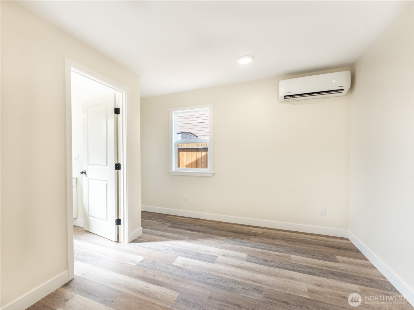 98 Fuller Street , Wenatchee, WA 98801