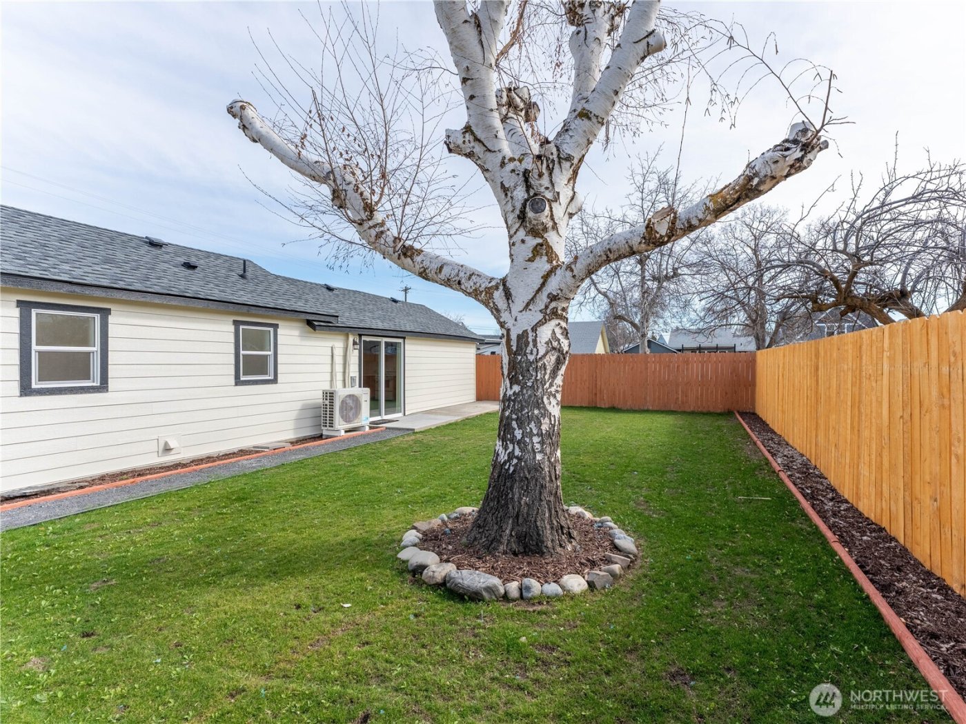 98 Fuller Street , Wenatchee, WA 98801