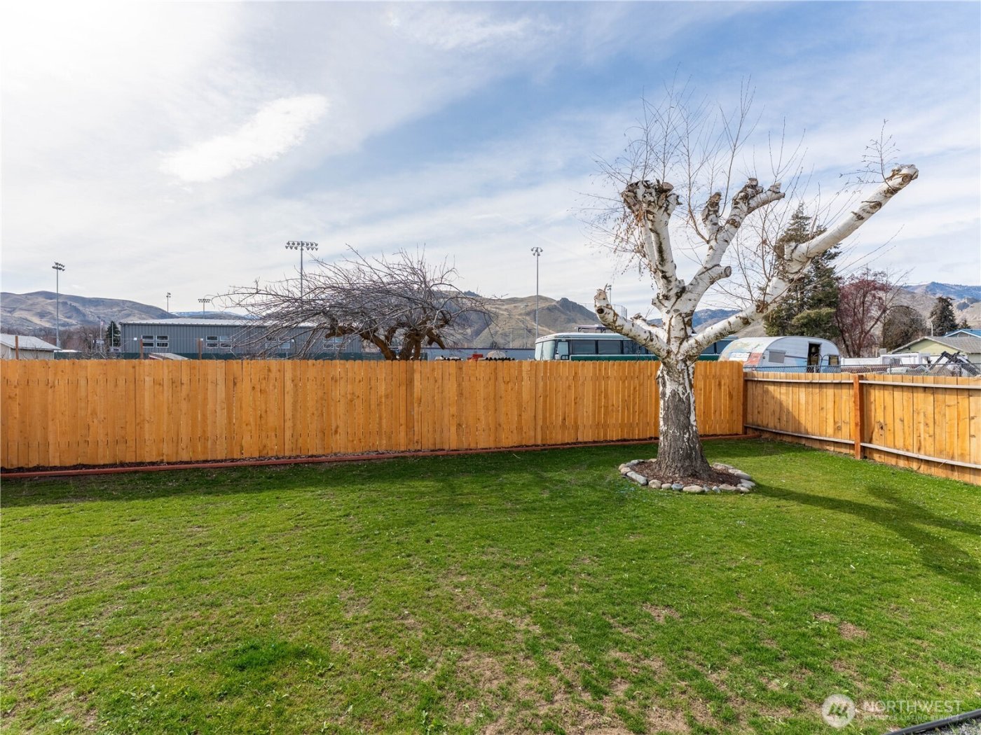 98 Fuller Street , Wenatchee, WA 98801