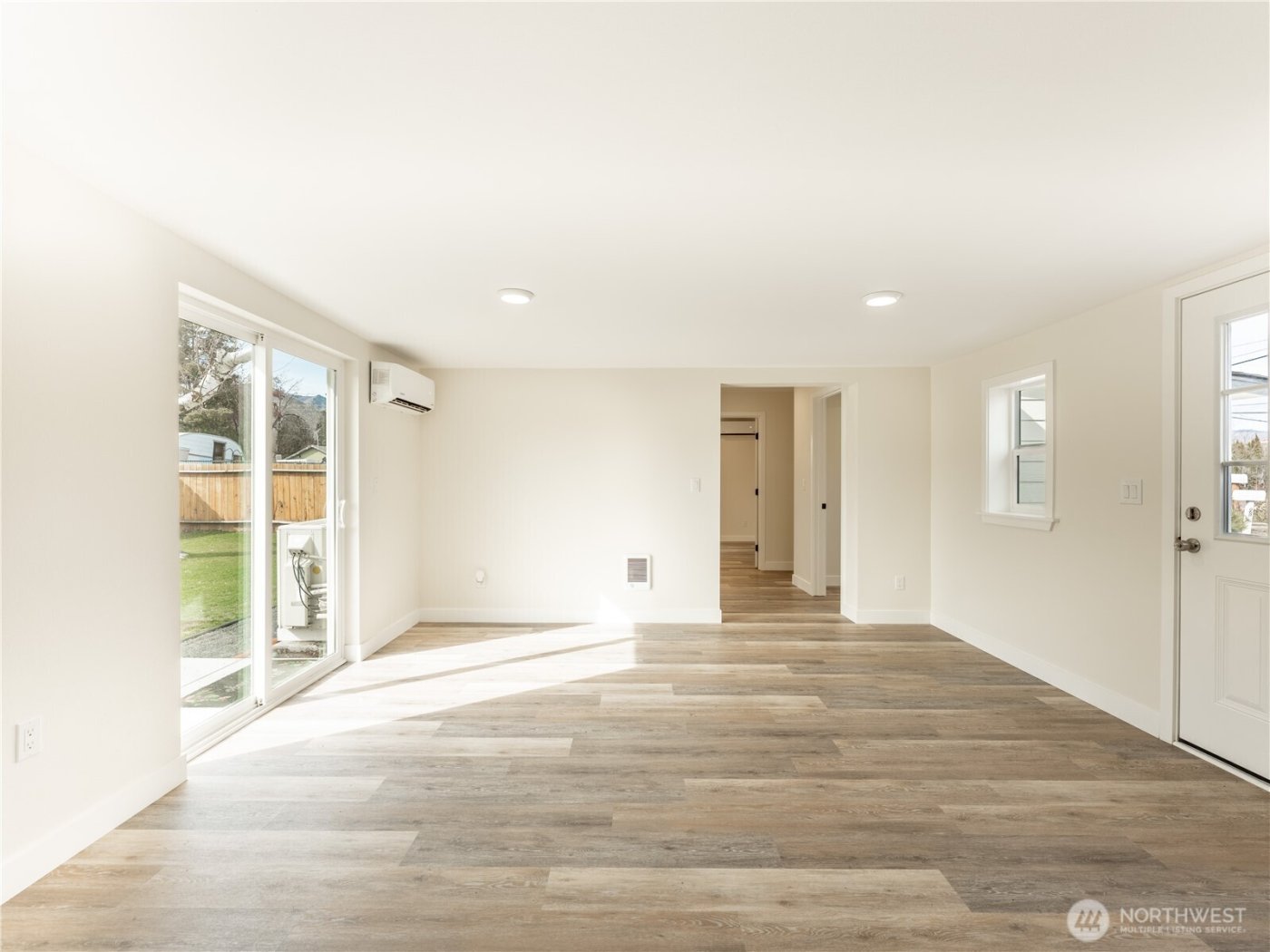 98 Fuller Street , Wenatchee, WA 98801