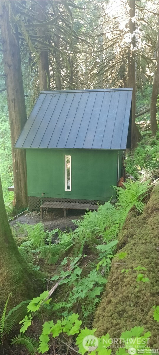 8444 South Cascade Drive , Marblemount, WA 98267
