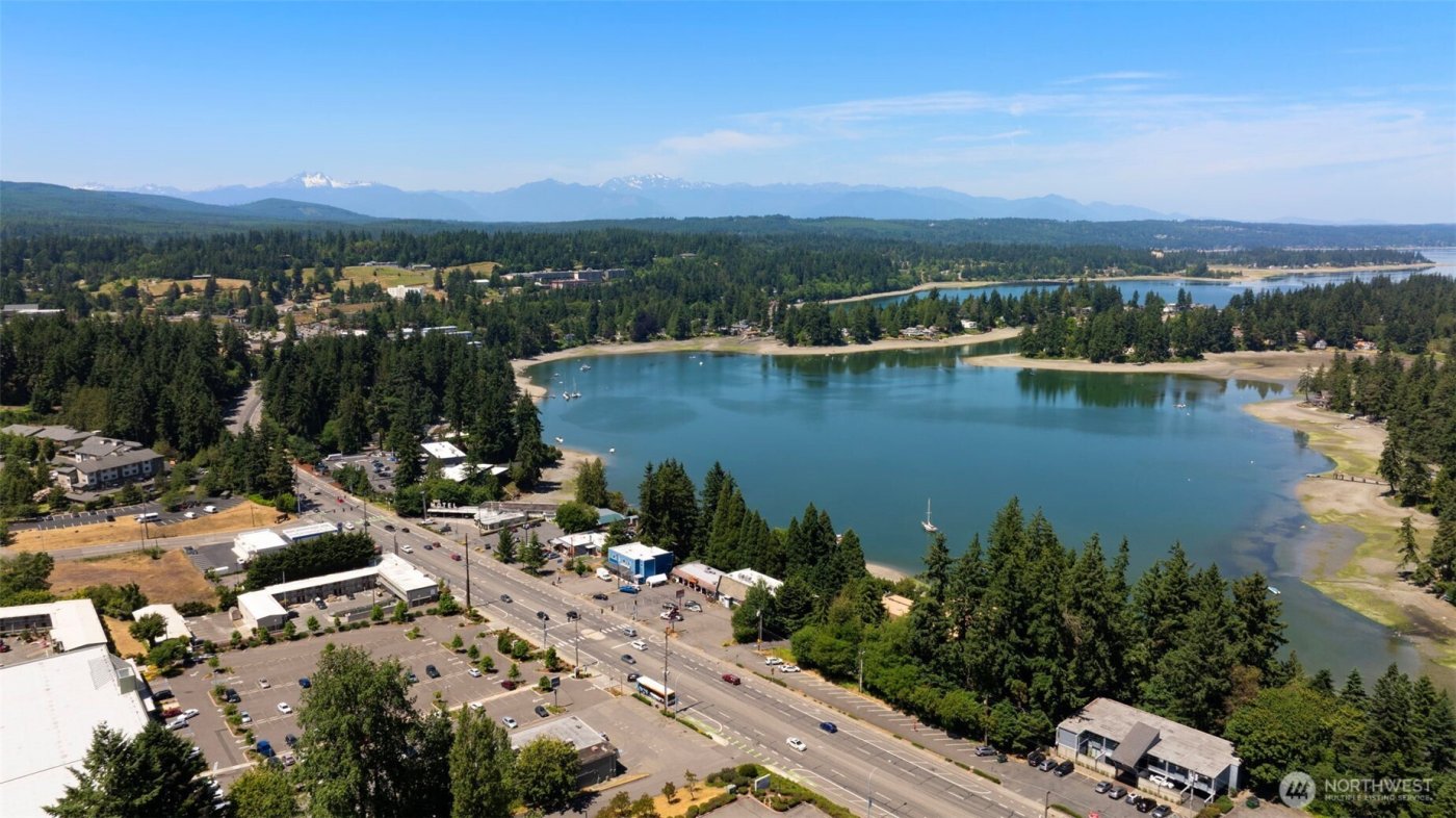 4180 Kitsap Way , Bremerton, WA 98312