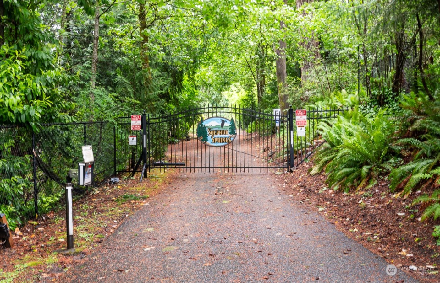 4 Sulphur Springs Lane , Bremerton, WA 98310