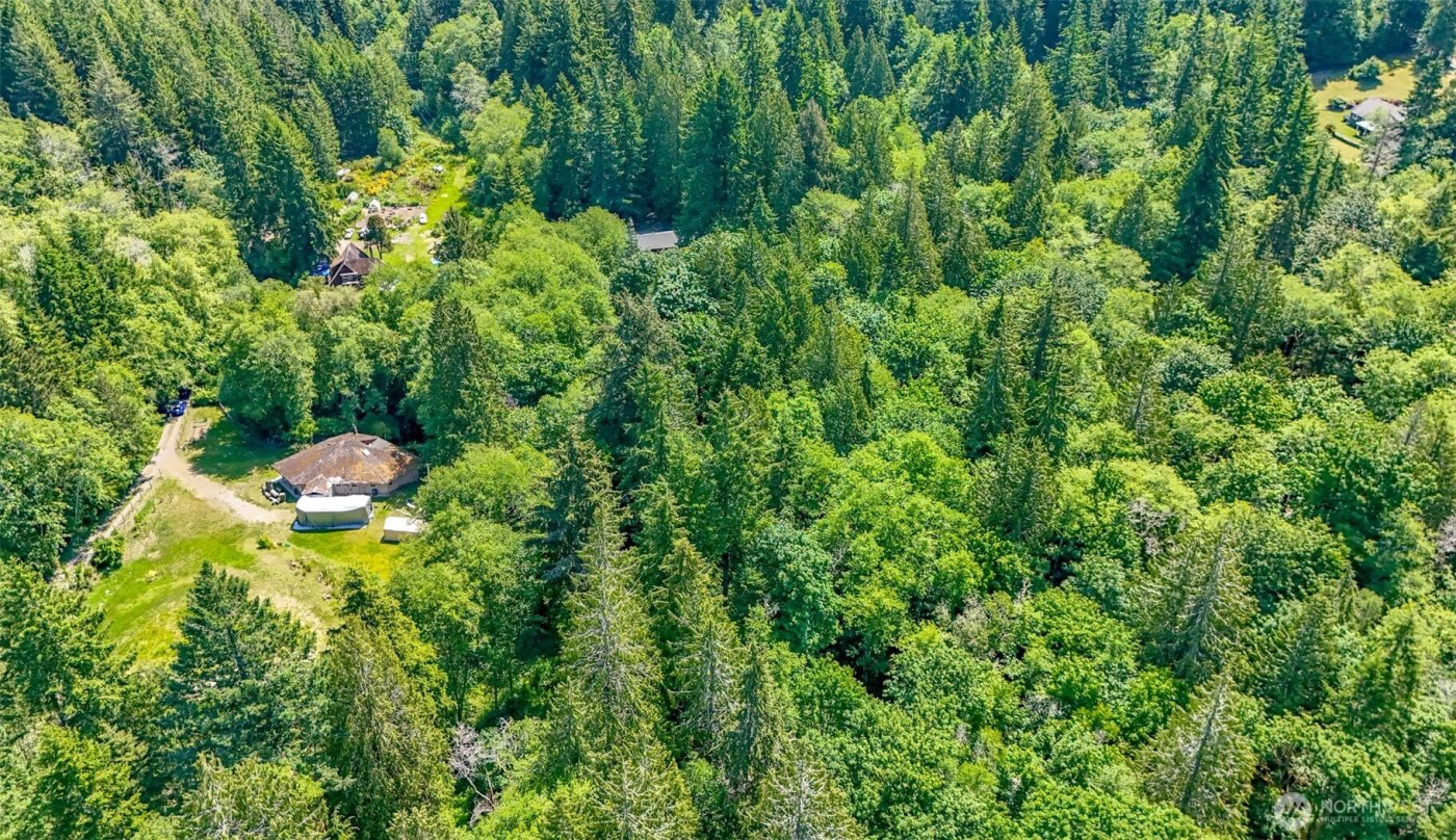 9904 Banner Road SE, Olalla, WA 98359