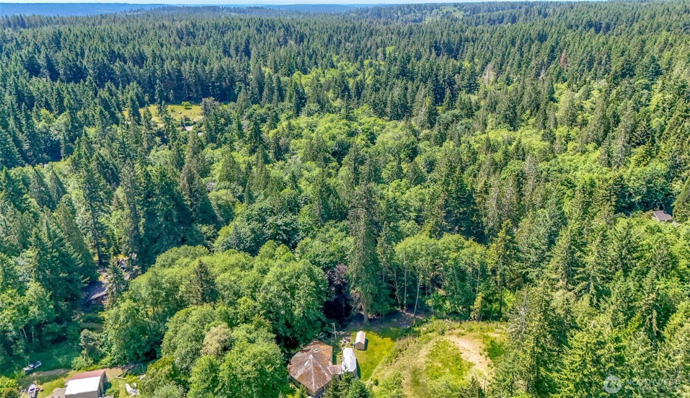 9904 Banner Road SE, Olalla, WA 98359