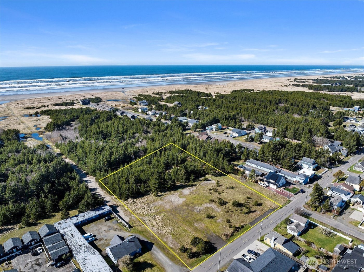 301 Ocean Beach Boulevard N, Long Beach, WA 98631