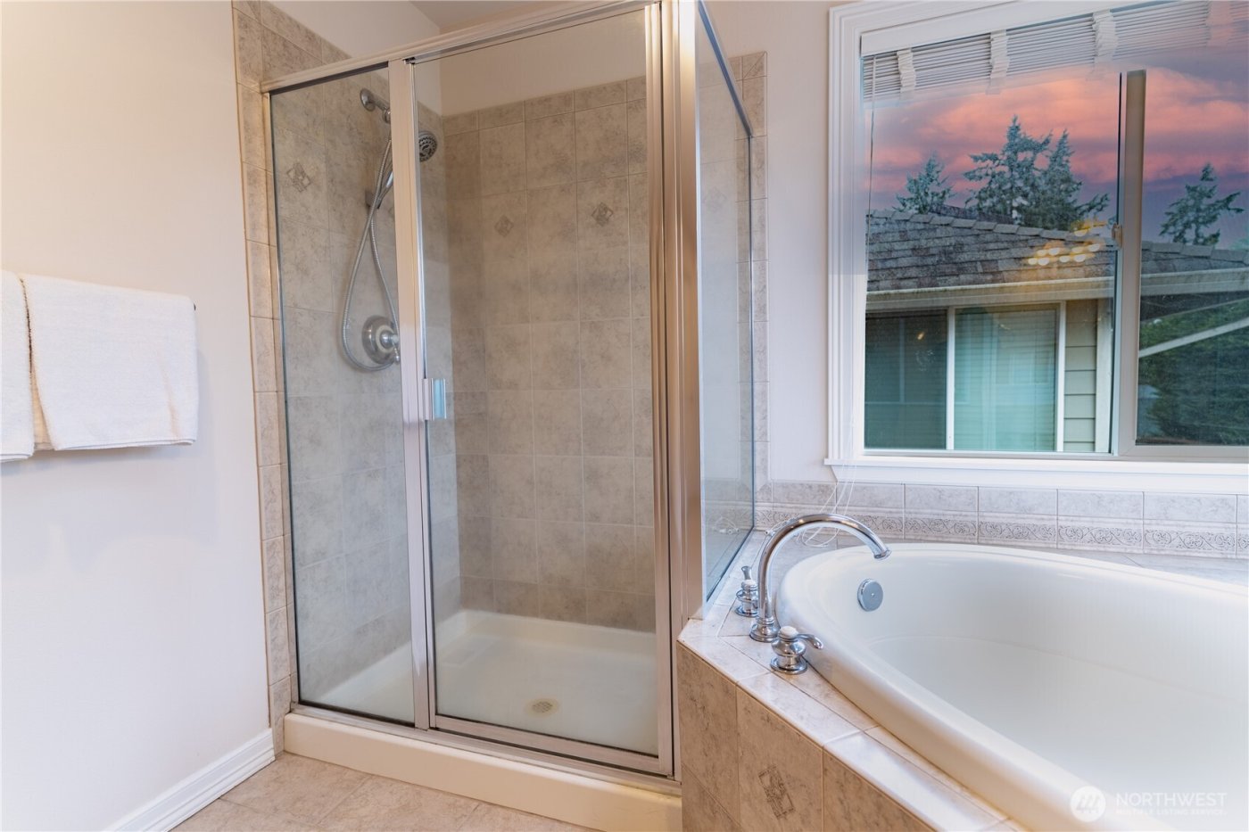 36010 11th Ave SW, Federal Way, WA 98023