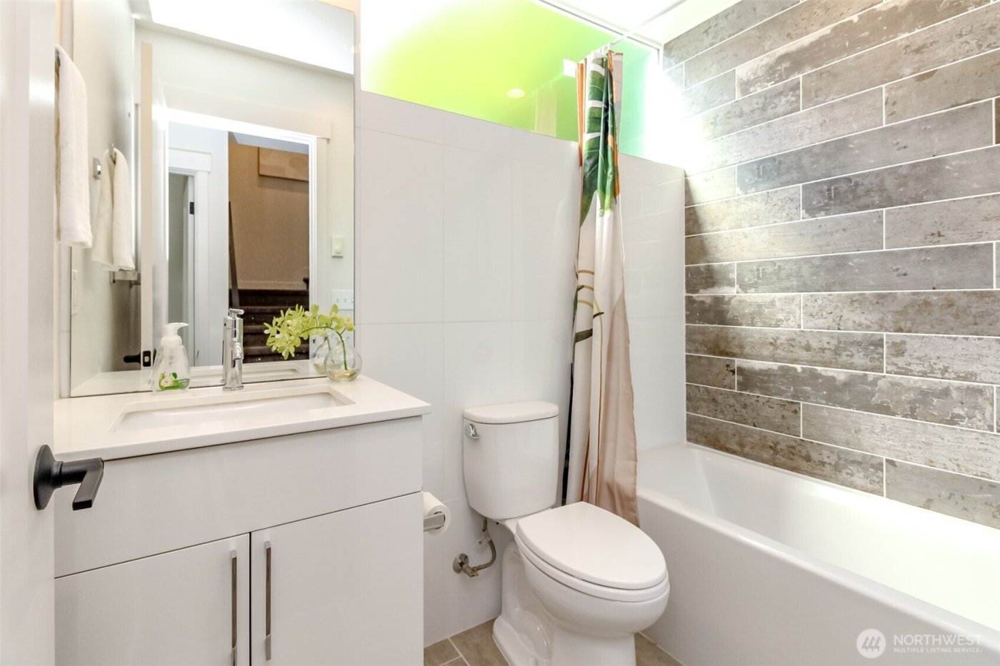 8811 Interlake Avenue N #A, Seattle, WA 98103